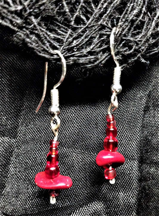 Red Chip Stone Earrings With Red Beads